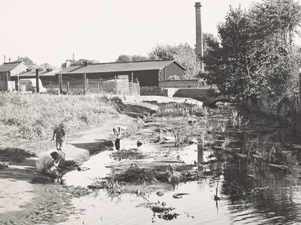Black and White image of River Leen at Basford, 1961