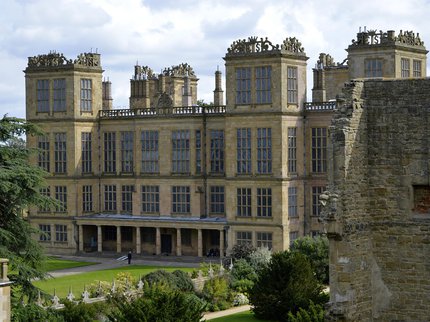 Bess of Hardwick - An Introduction.jpg