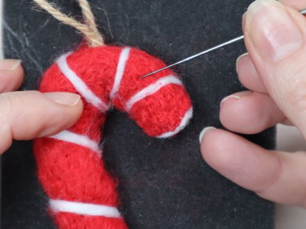 EJ-3D Needle Felting Beginners Christmas-2.jpg