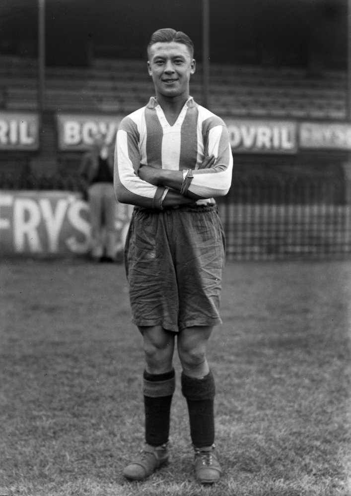 Black and white photo of British Chinese Footballer Frank Soo