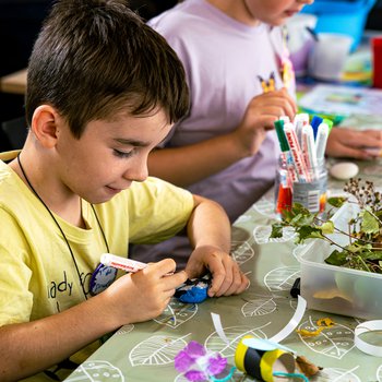 children doing nature craft