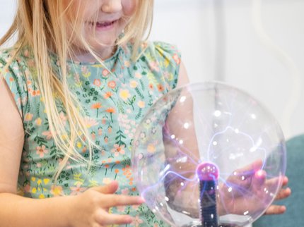 Fun palace plasma ball