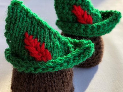 Tiny Robin Hood Hats