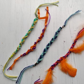 Finger-knit friendship bracelets