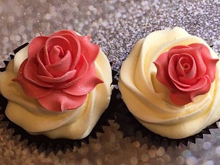 S Evans Cupcake Roses.jpg