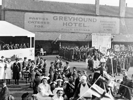 War Weapons Week in Worksop 1941.jpg