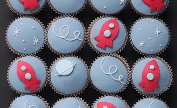 space cupcakes